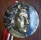 Medalion z Chopinem darowany przez TVP dla EH z okazji Jubileuszu 45-lecia Pracy Art.